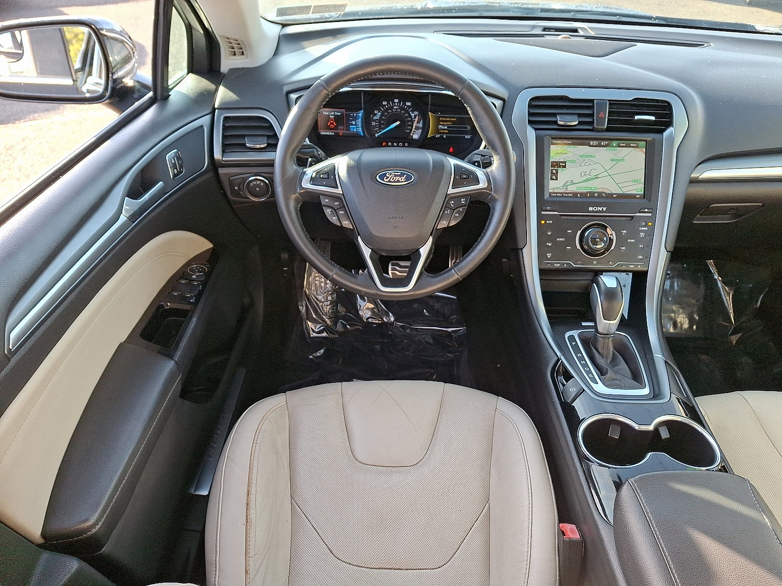 Used 2015 Ford Fusion Titanium image 10