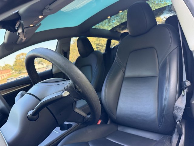 Used 2023 Tesla Model 3 Standard Range RWD image 12