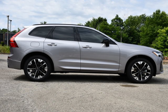 New 2026 Volvo XC60 B5 Plus w/ Climate Package AWD/4WD image 7