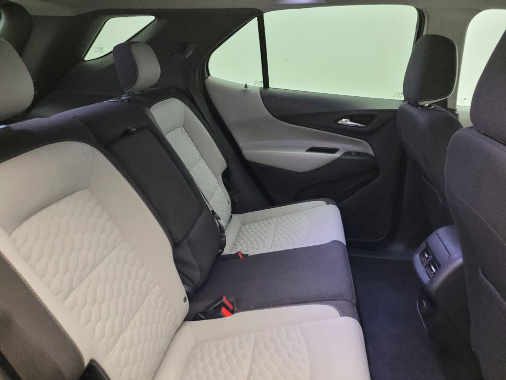 Used 2018 Chevrolet Equinox LS w/ LPO, Cargo Package FWD image 19