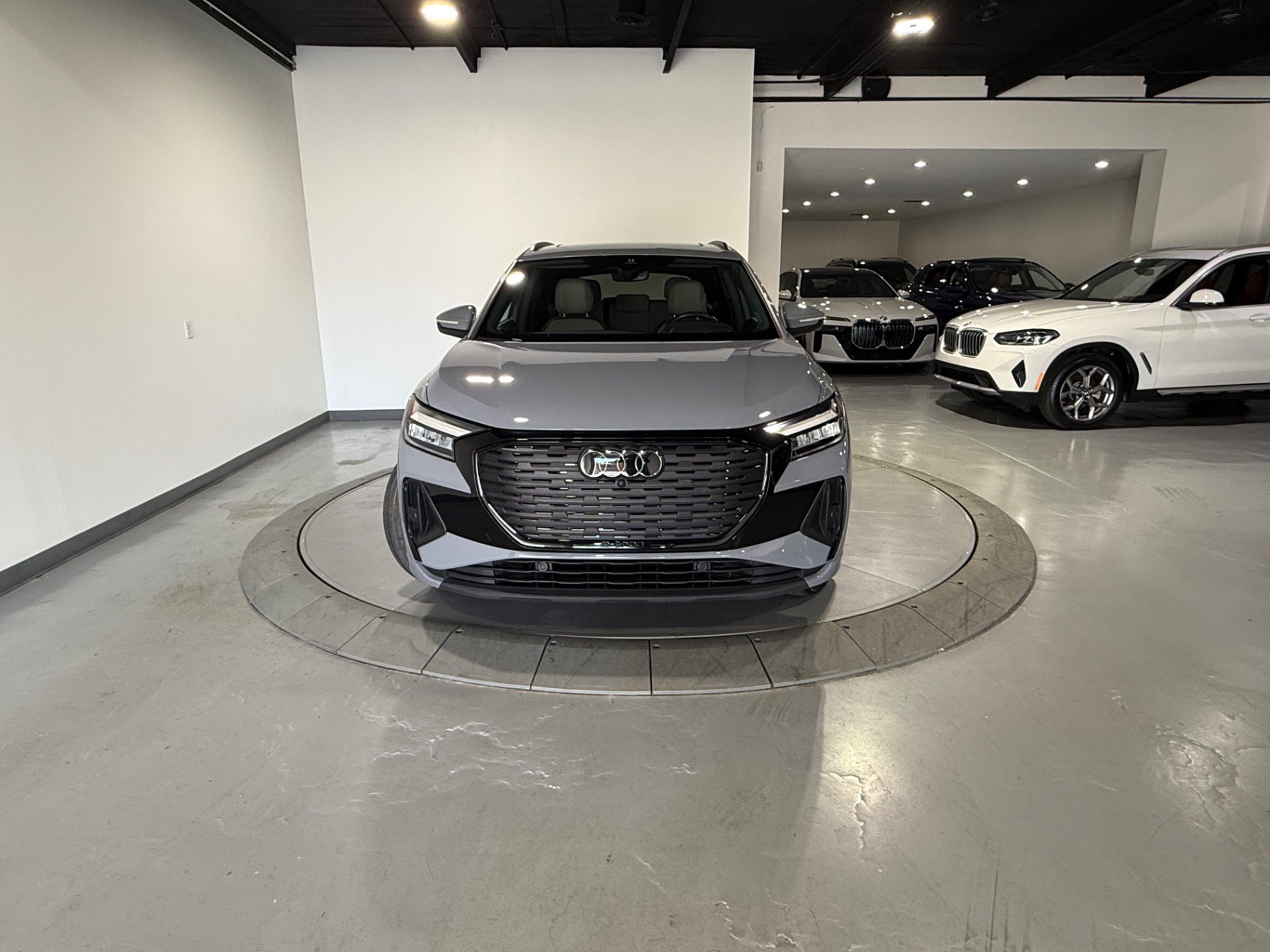 Used 2023 Audi Q4 e-tron Premium Plus w/ Premium Plus AWD/4WD image 5