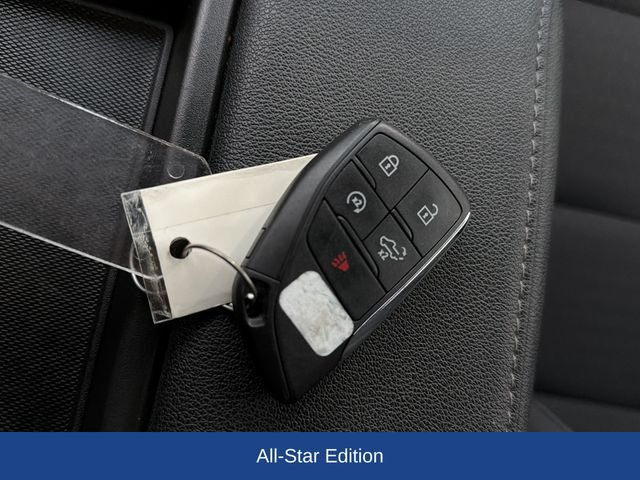 Used 2023 Chevrolet Silverado 1500 LT AWD/4WD image 25