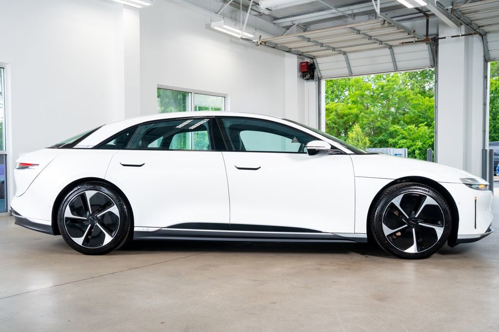 Used 2023 Lucid Air Pure AWD/4WD image 10