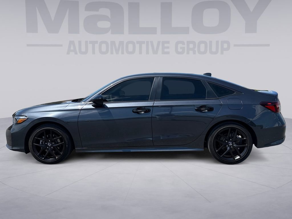 Used 2025 Honda Civic Sport image 2