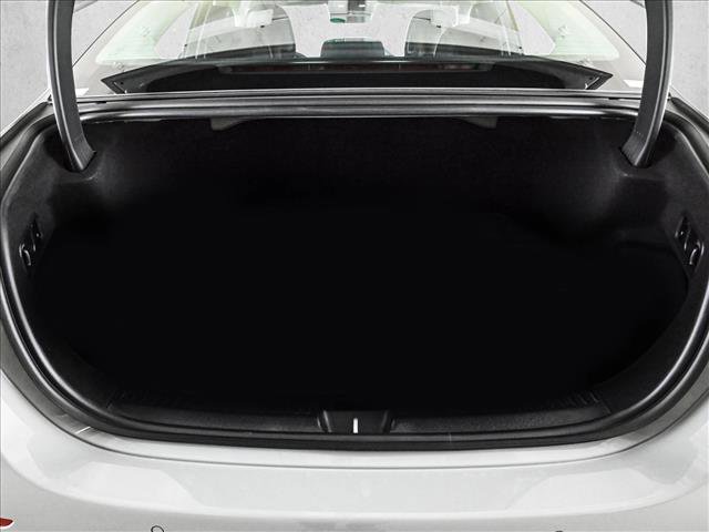New 2026 Mercedes-Benz E 350 4MATIC Sedan image 6