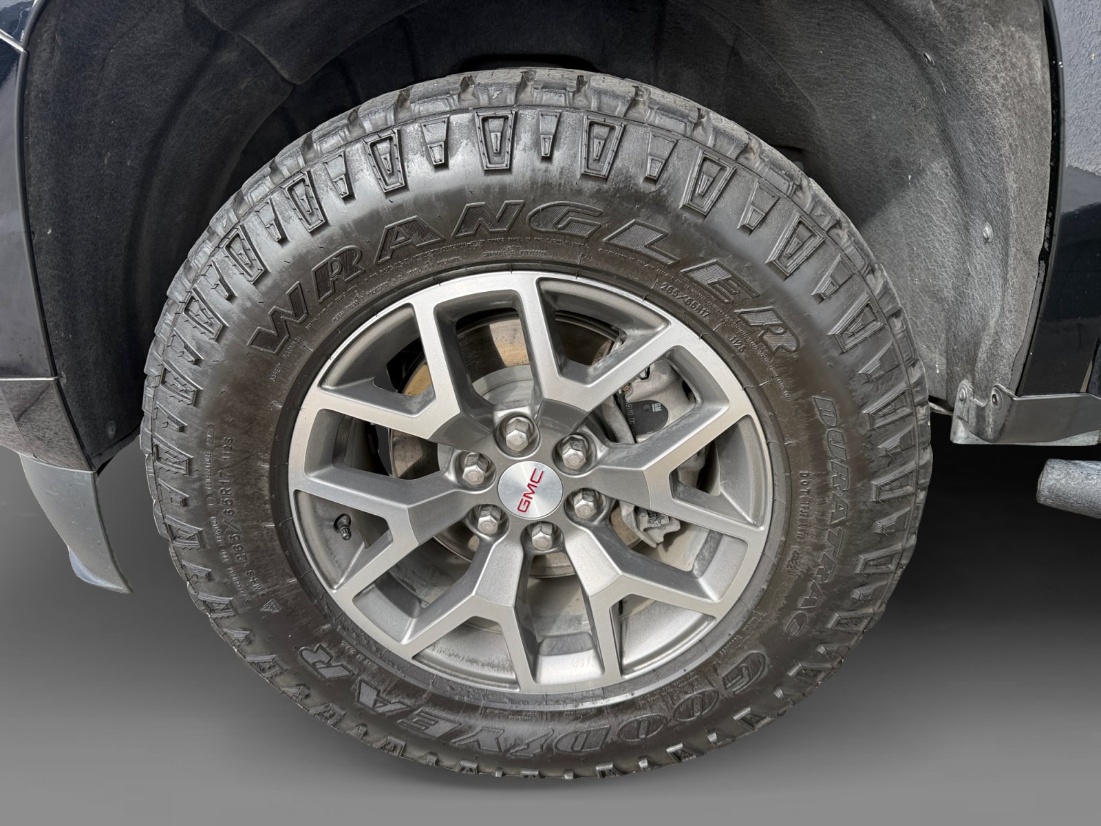 Used 2022 GMC Canyon AT4 AWD/4WD image 9