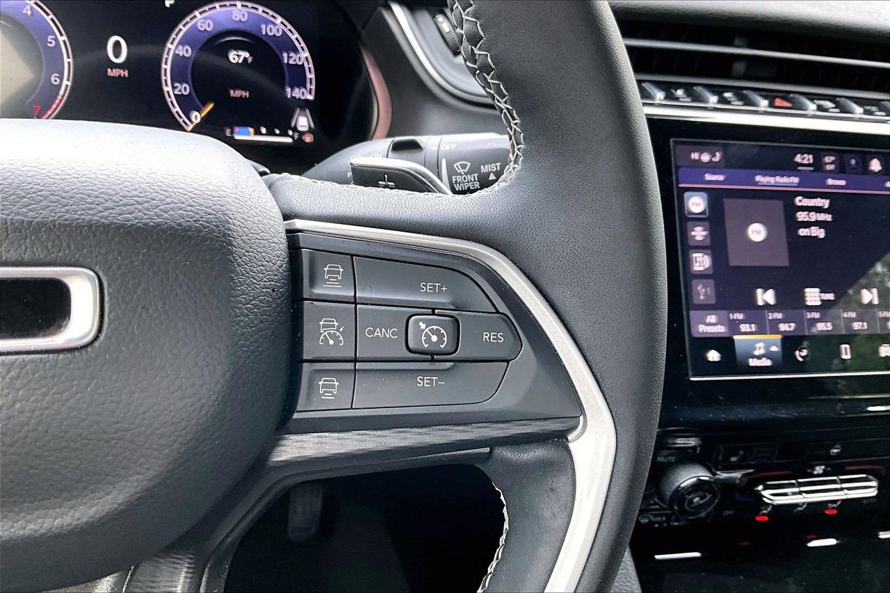 Certified 2023 Jeep Grand Cherokee Altitude AWD/4WD image 29