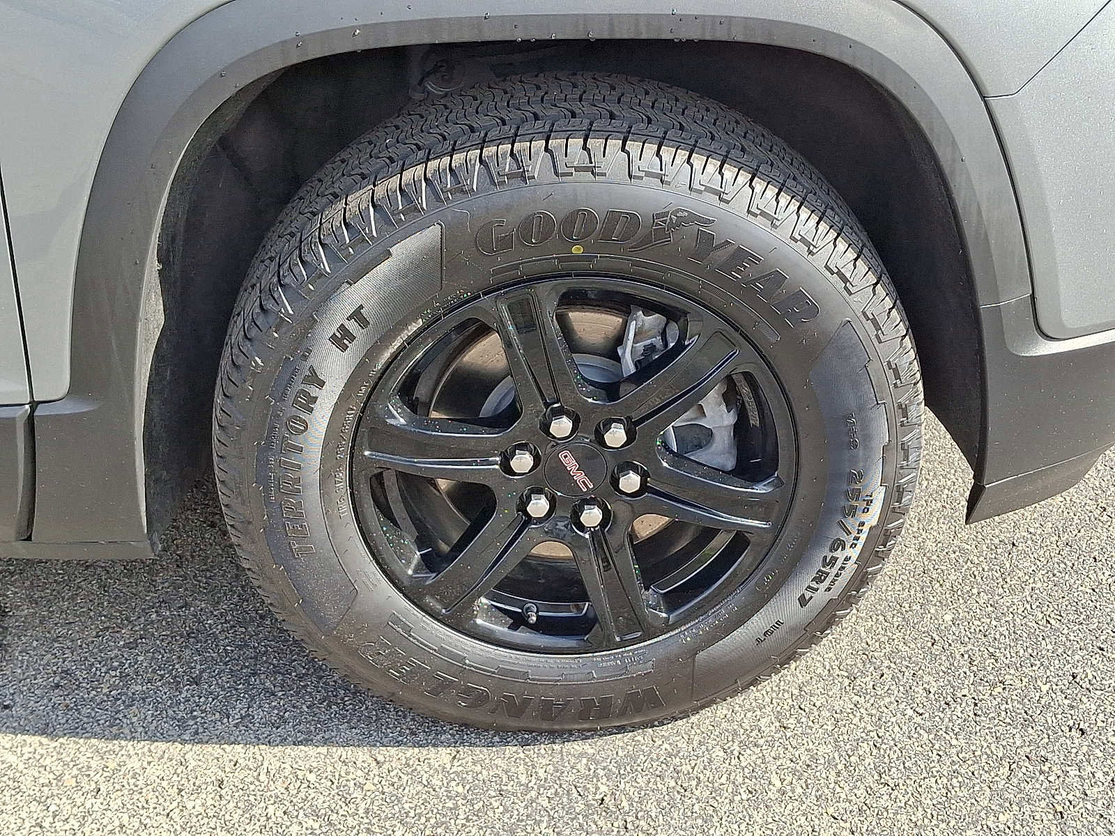 Used 2023 GMC Acadia AT4 w/ Technology Package image 8