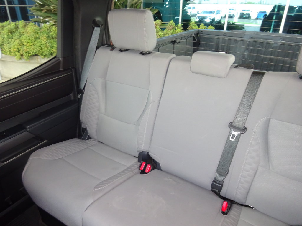 Used 2025 Toyota Tundra SR5 AWD/4WD image 14