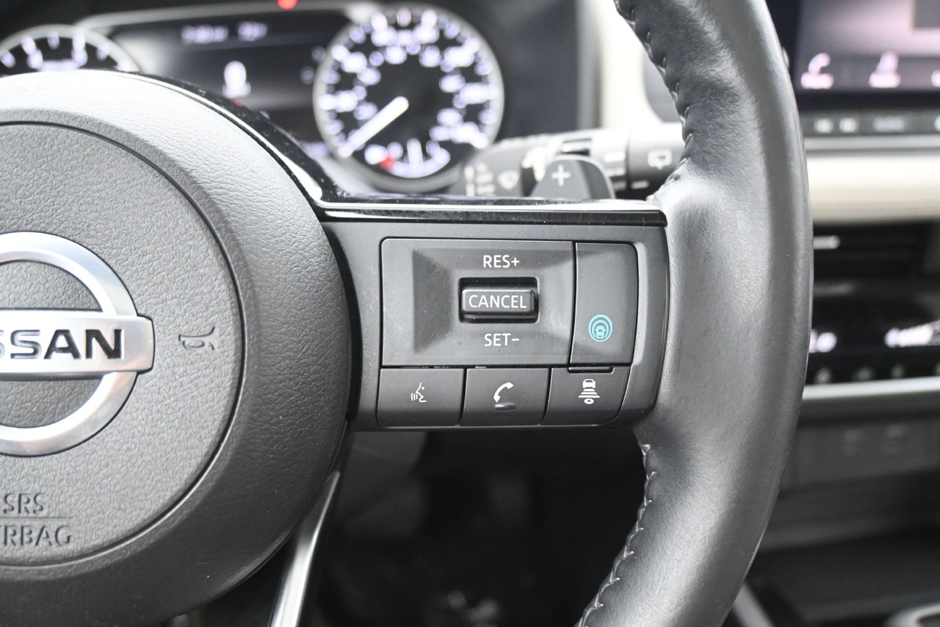 Used 2021 Nissan Rogue SV w/ Premium Package AWD/4WD image 25