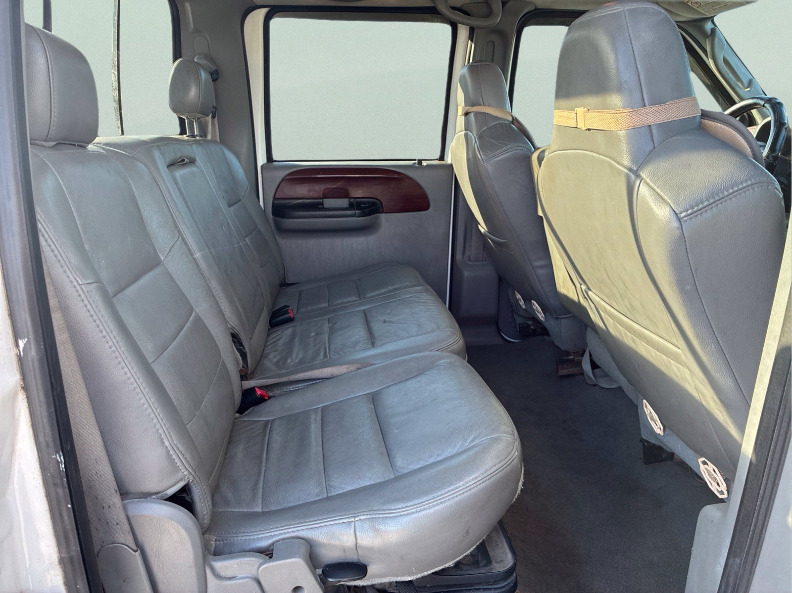 Used 2005 Ford F250 Lariat AWD/4WD image 11