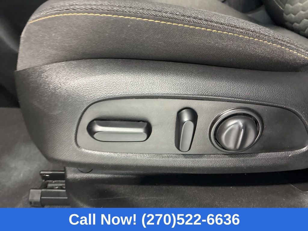 Used 2020 Chevrolet Equinox LT image 16