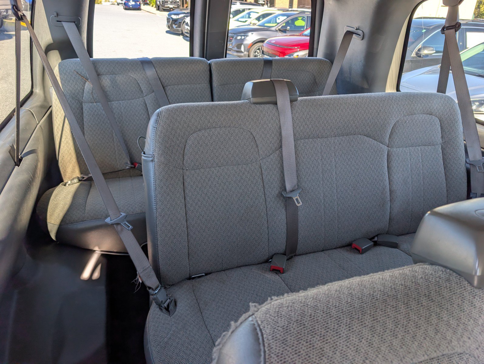 Used 2025 Chevrolet Express 3500 LT w/ LT Preferred Equipment Group RWD image 14