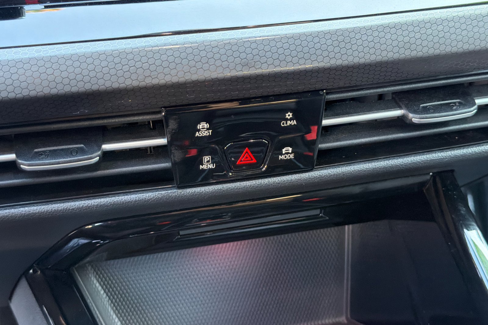 Used 2024 Volkswagen GTI S FWD image 21