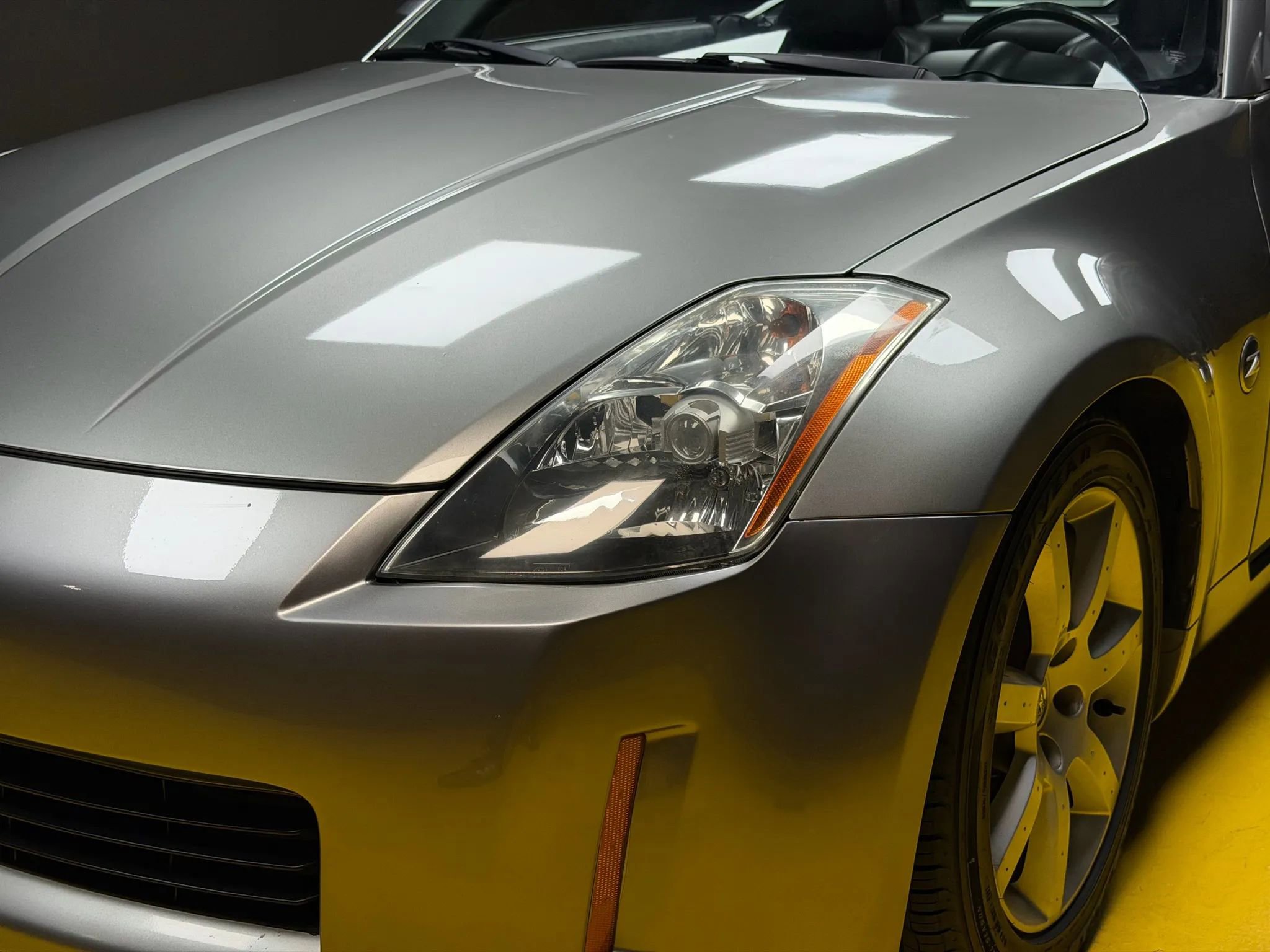 Used 2004 Nissan 350Z Touring image 7