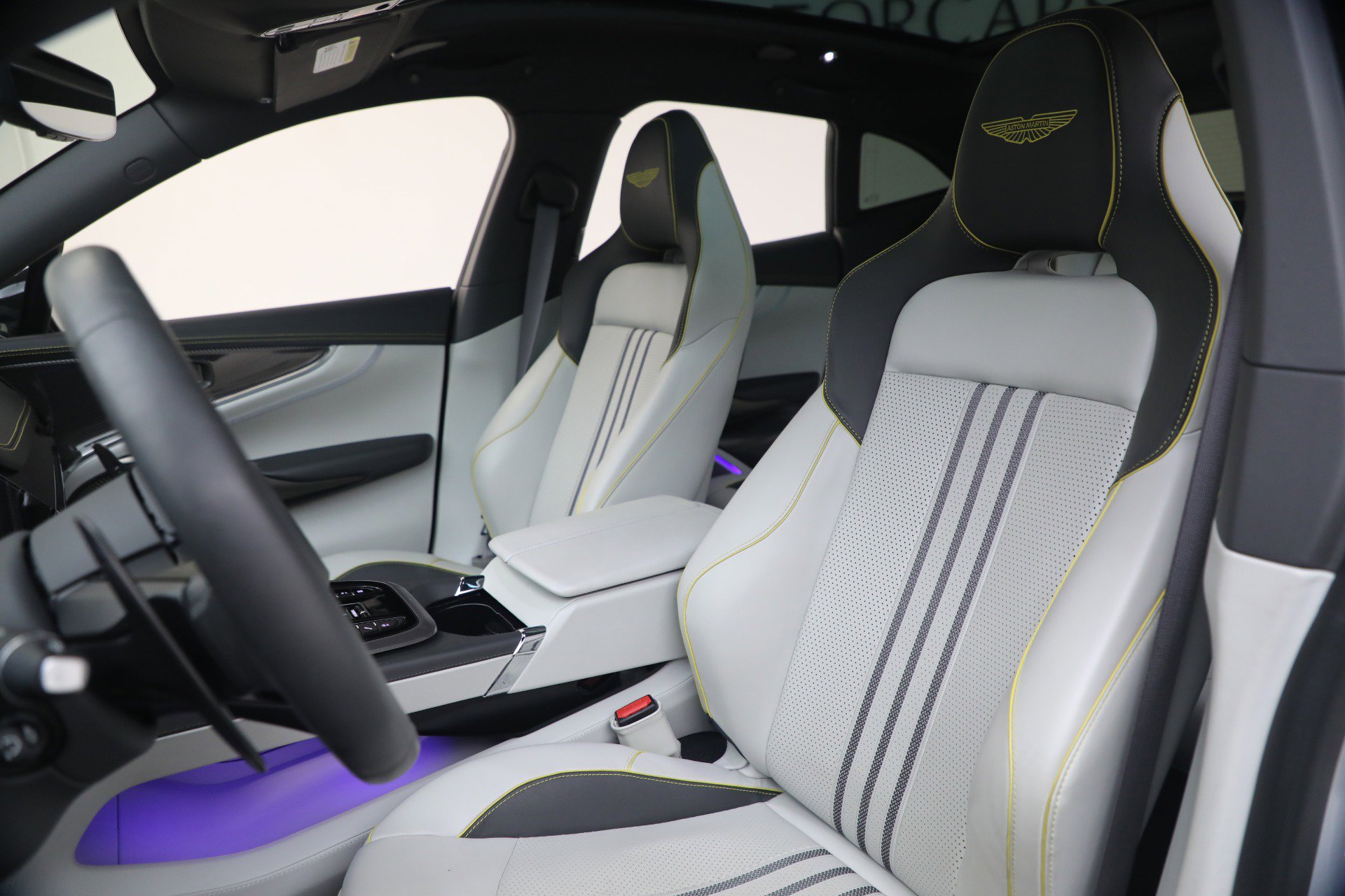 Used 2025 Aston Martin DBX 707 image 14