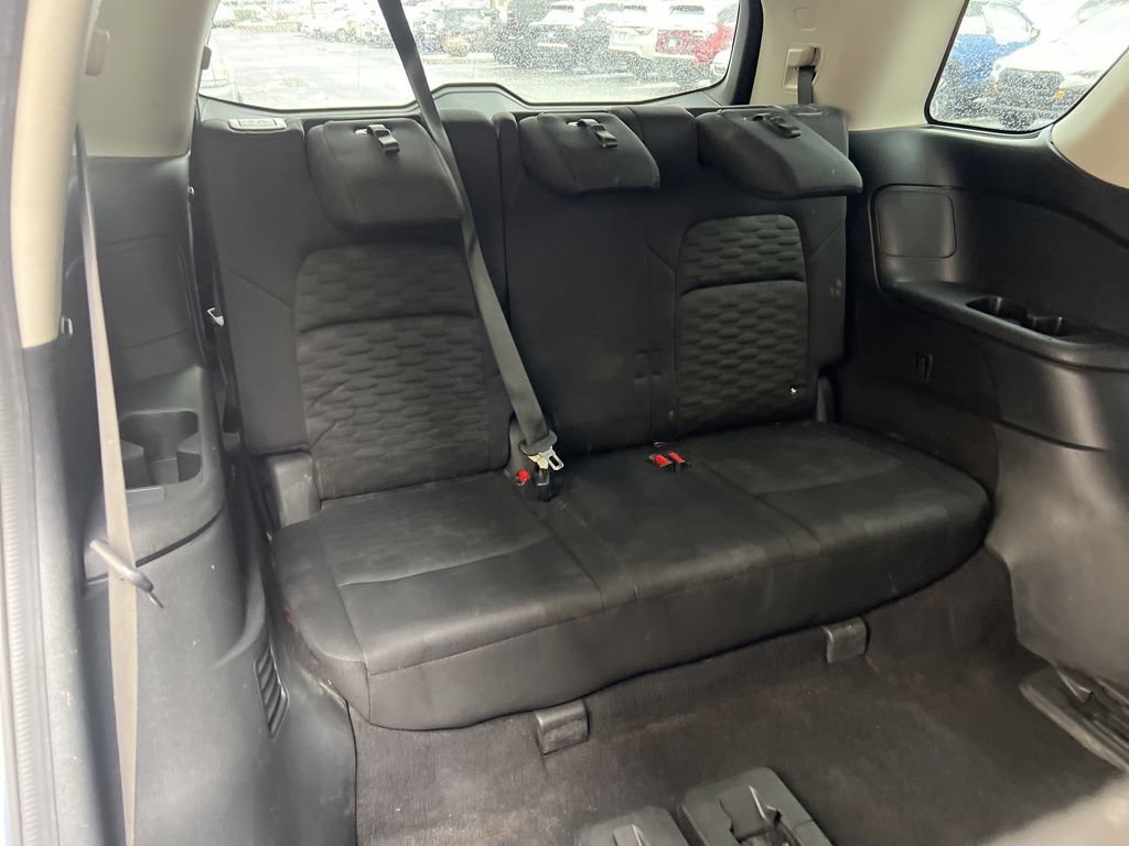 Used 2022 Nissan Pathfinder SV AWD/4WD image 24