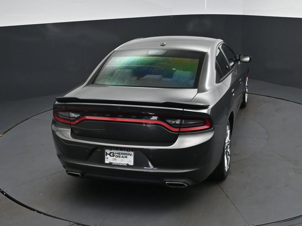 Used 2020 Dodge Charger SXT w/ Blacktop Package RWD image 34