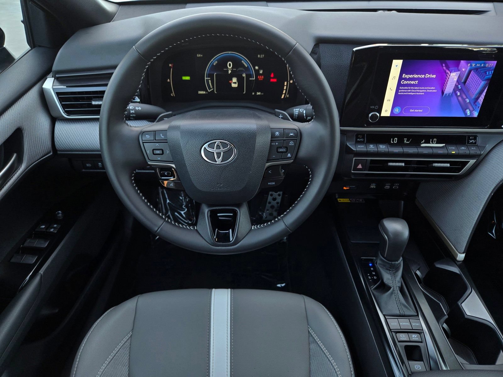 Used 2026 Toyota Camry SE AWD/4WD image 11