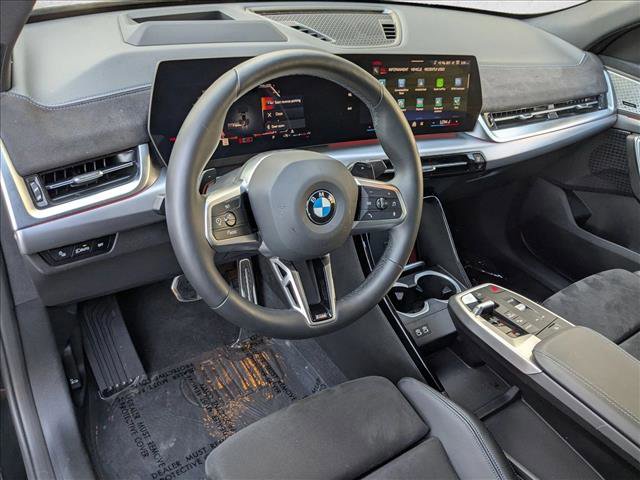 Used 2025 BMW X2 xDrive28i w/ Premium Package image 10