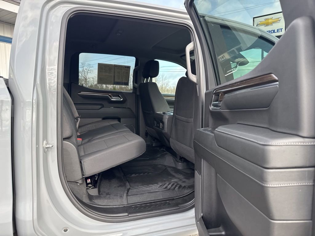 Used 2024 Chevrolet Silverado 1500 LT Trail Boss w/ Convenience Package II AWD/4WD image 20