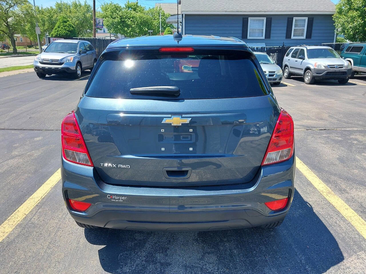 Used 2022 Chevrolet Trax LS w/ Tint and Cruise Package image 4