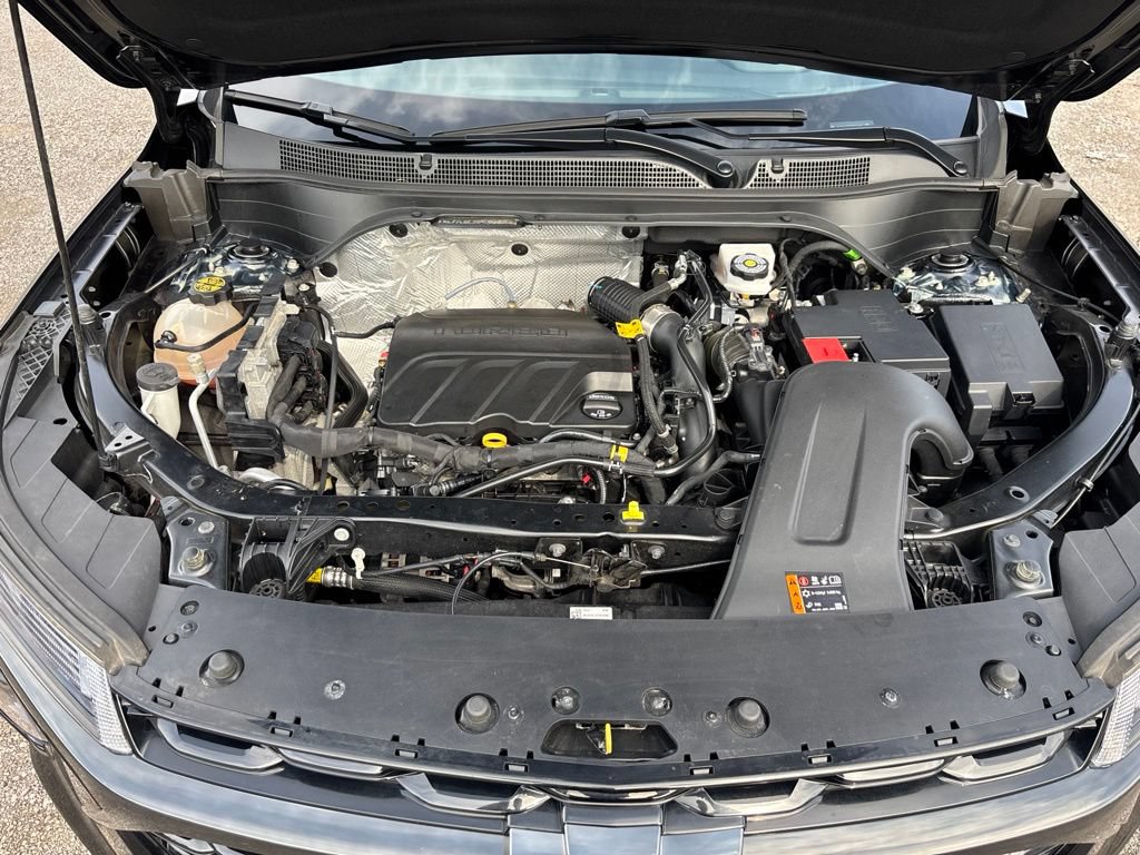 Used 2024 Chevrolet Trax RS w/ Sunroof Package FWD image 30