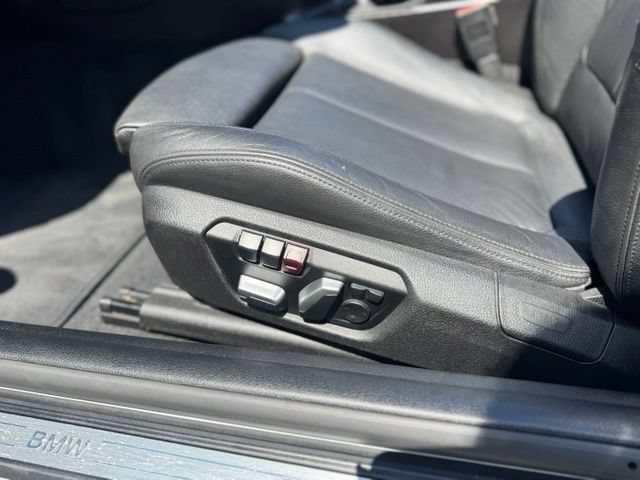 Used 2016 BMW 228i xDrive Convertible AWD/4WD image 31