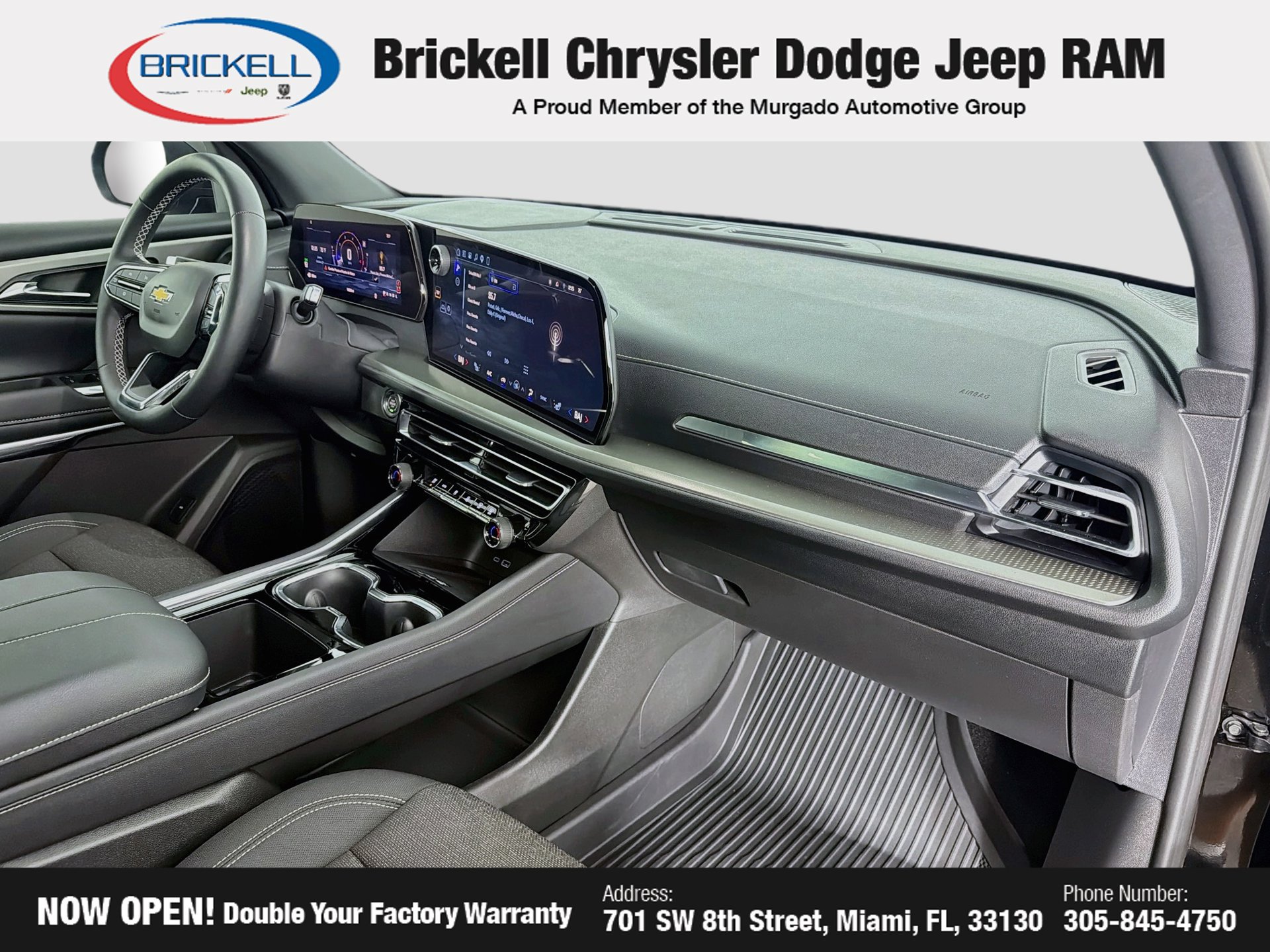 Used 2026 Chevrolet Traverse LT FWD image 14