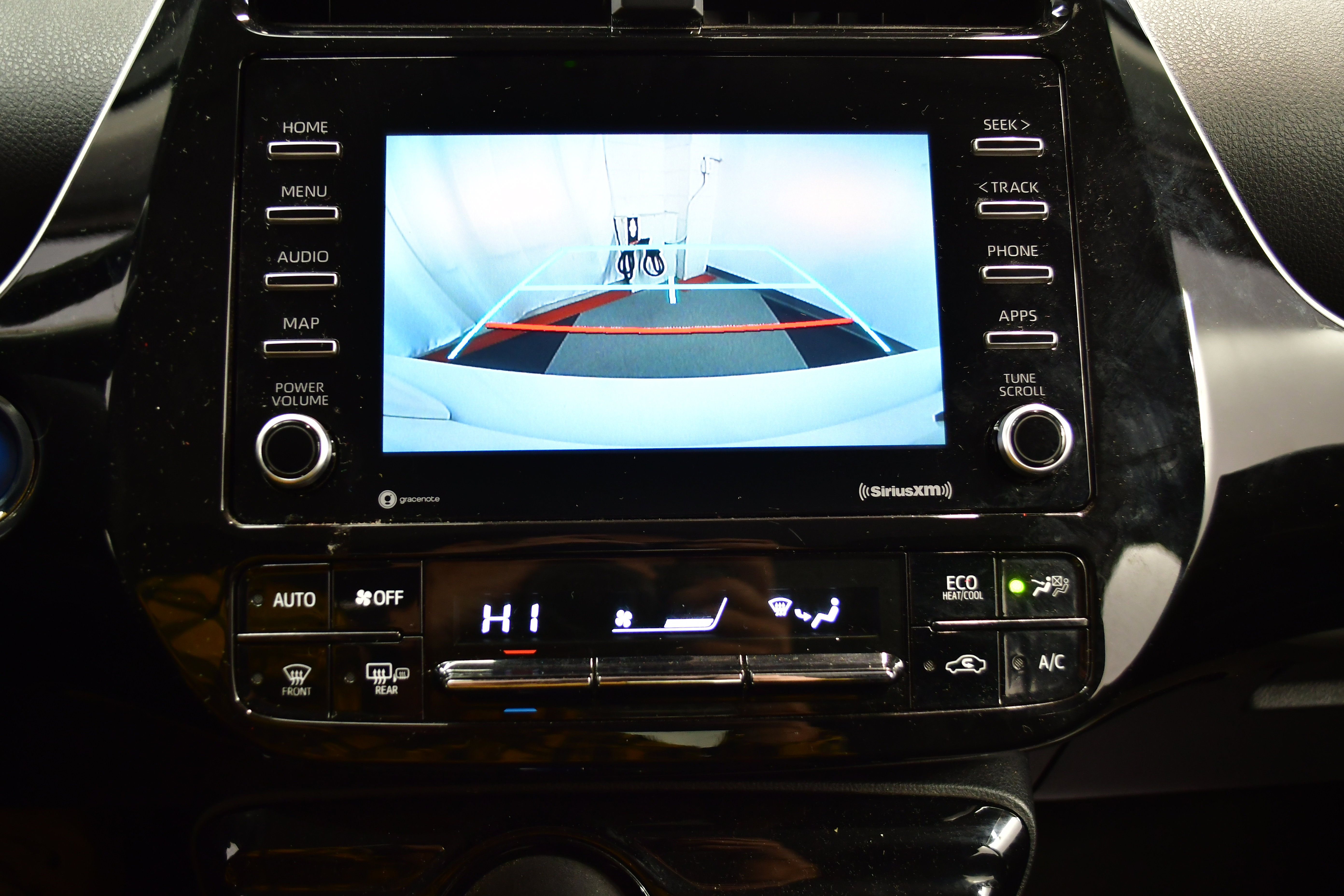 Used 2022 Toyota Prius LE image 42