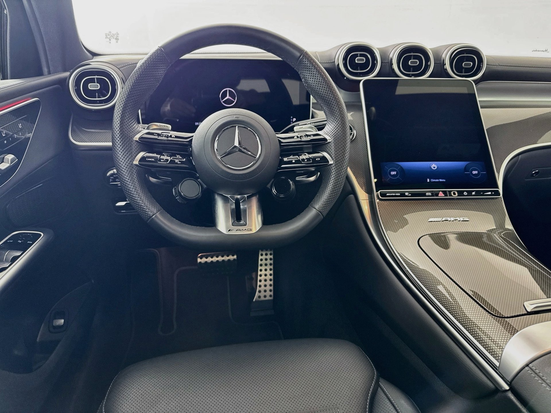 Used 2026 Mercedes-Benz GLC 43 AMG 4MATIC image 24