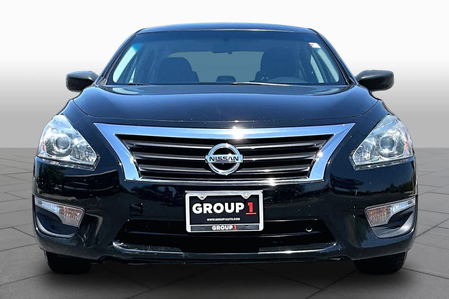 Used 2015 Nissan Altima 2.5 S w/ Power Driver Seat Package FWD image 4