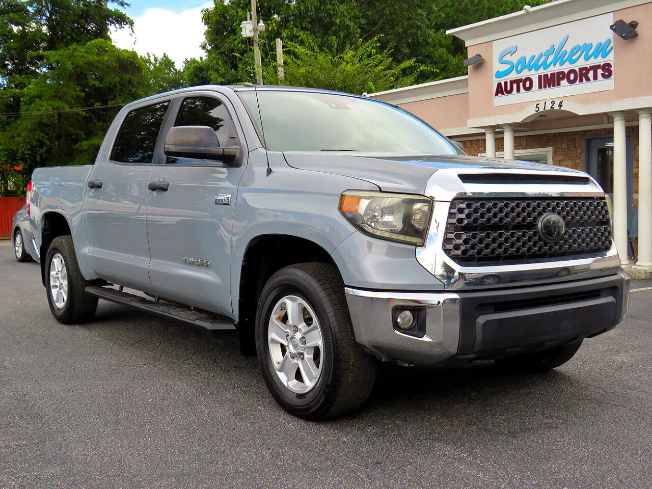 Used 2018 Toyota Tundra SR5 w/ SR5 Upgrade Package image 5