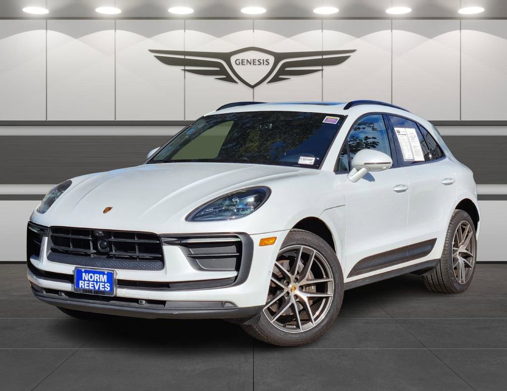 Used 2023 Porsche Macan 360° Tour
