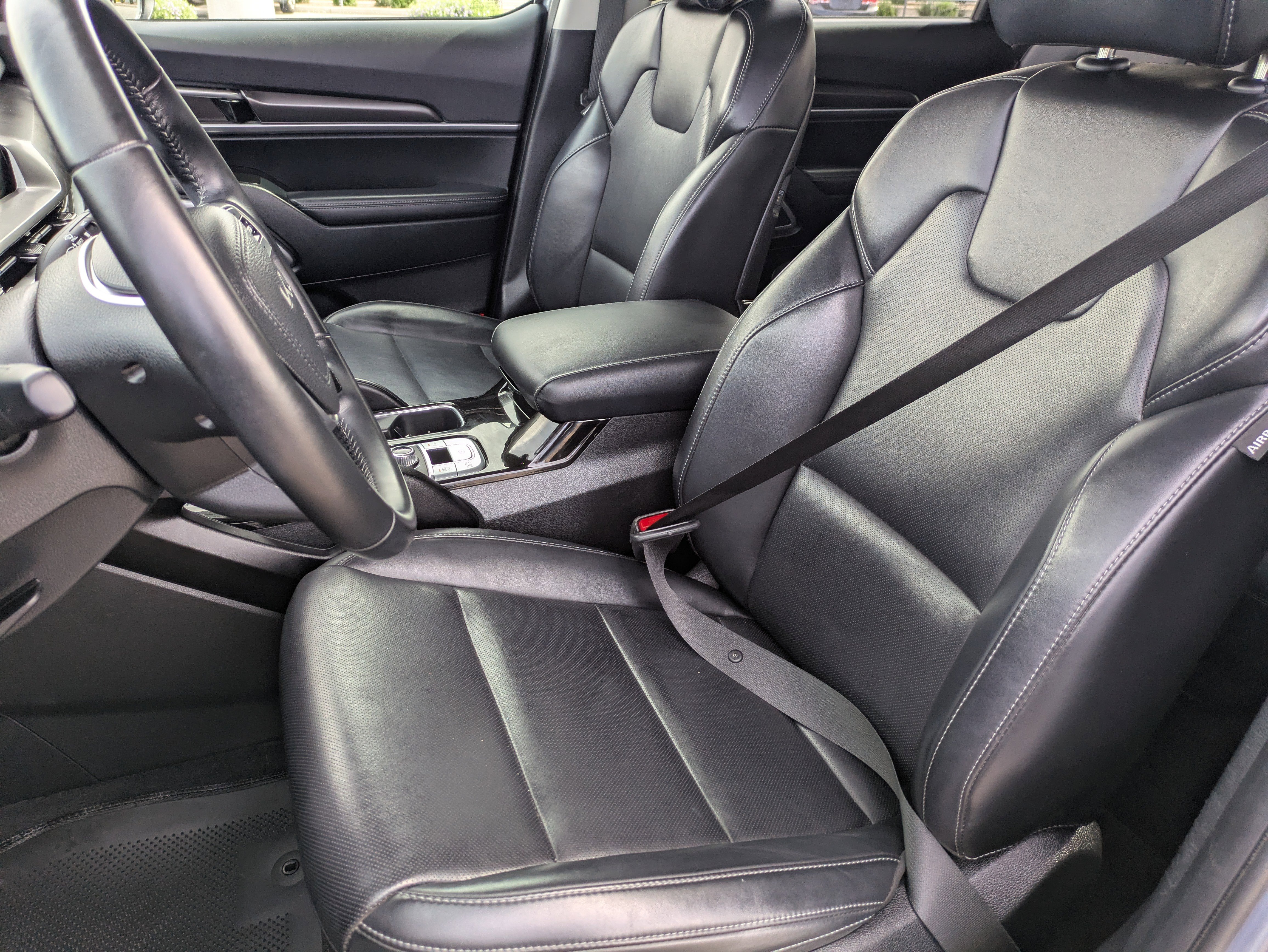 Used 2025 Kia Telluride S AWD/4WD image 27