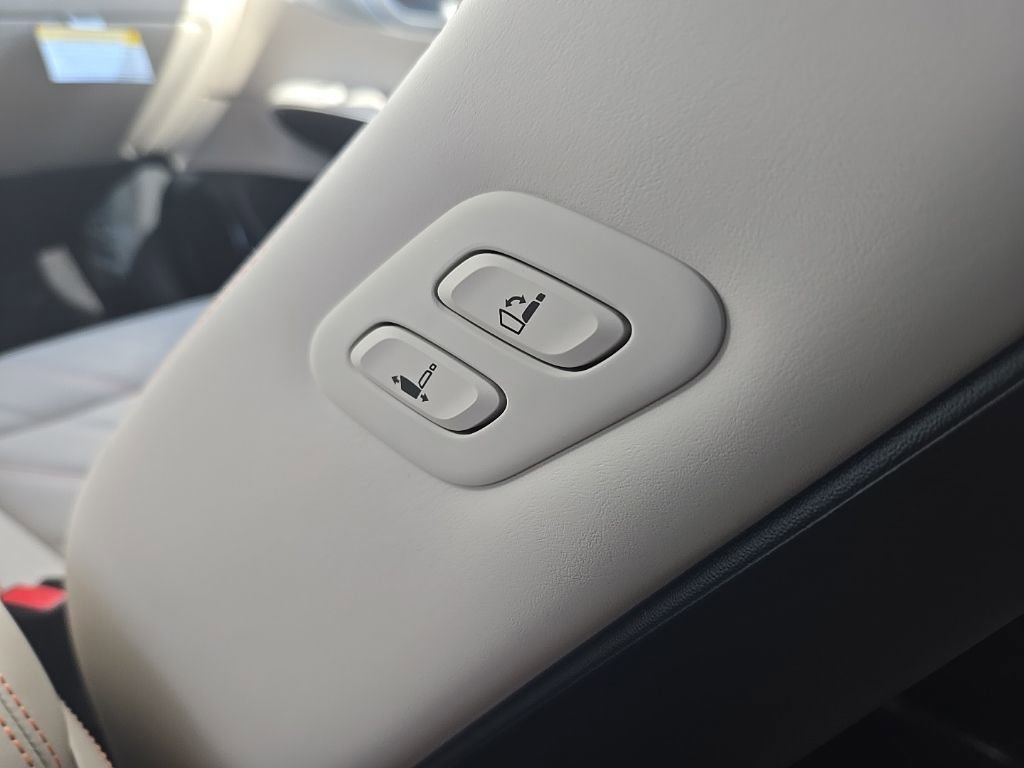 New 2026 Genesis GV70 3.5T Sport Prestige image 31