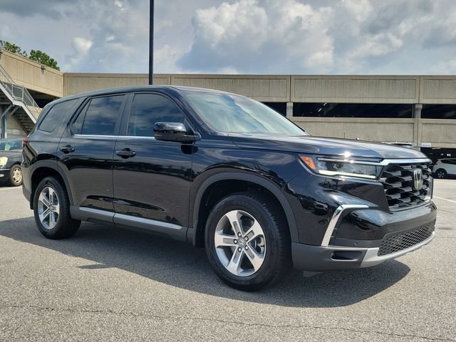 Certified 2025 Honda Pilot EX-L image 3