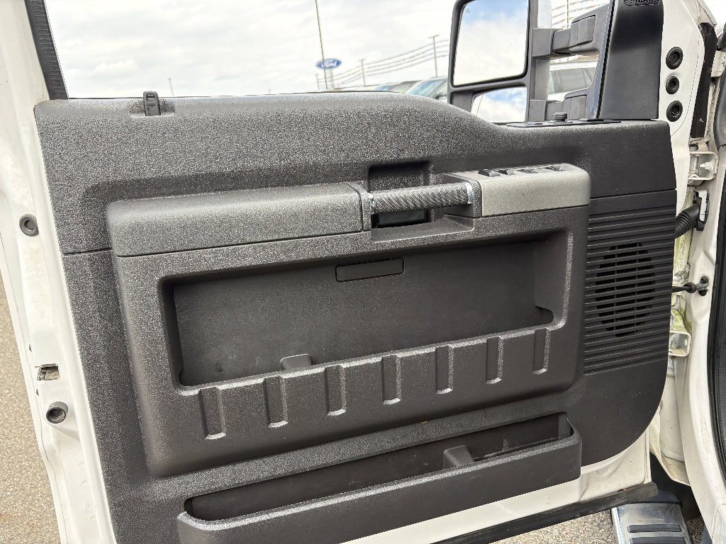 Used 2011 Ford F250 Lariat w/ Lariat Interior Pkg image 30