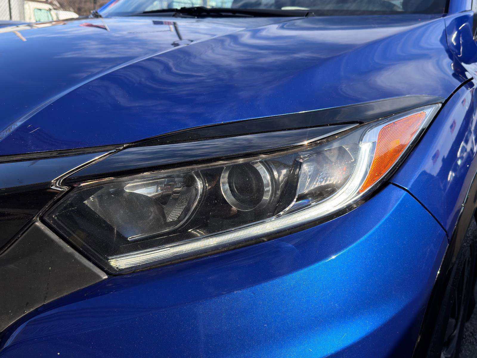 Used 2022 Honda HR-V Sport image 12