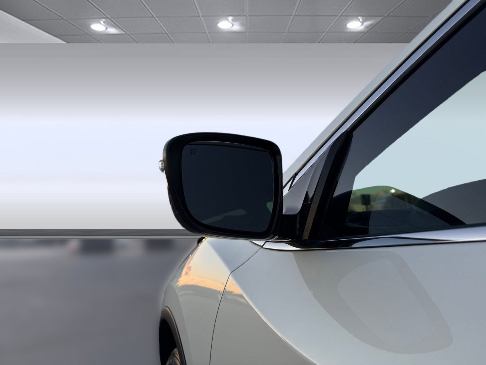 Certified 2024 Nissan Murano SV w/ SV Midnight Edition Package FWD image 21