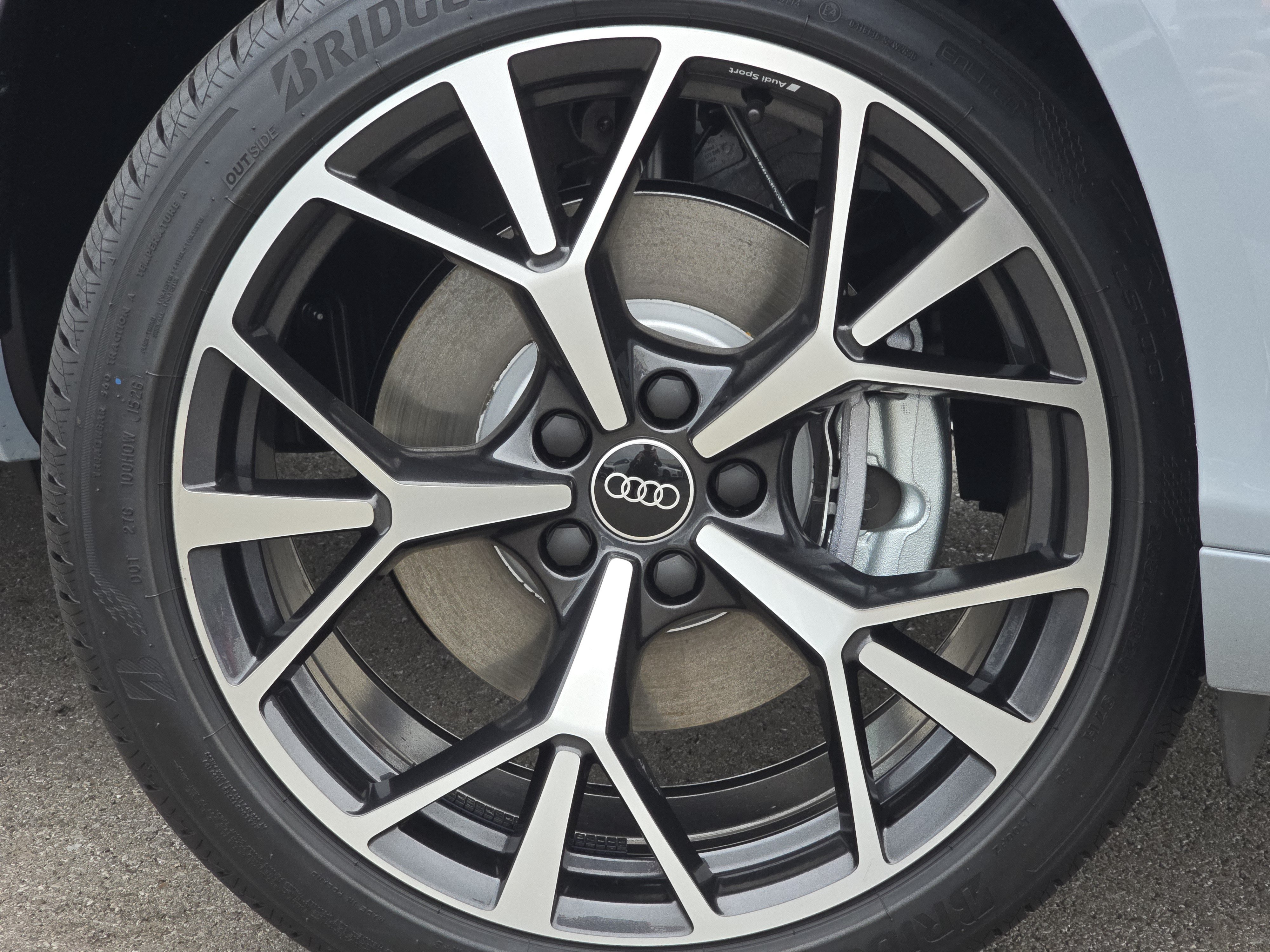 New 2026 Audi Q3 quattro 2.0T AWD/4WD image 16