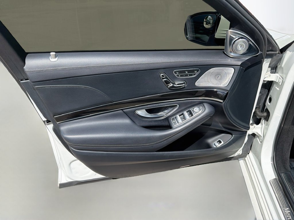 Used 2019 Mercedes-Benz S 450 Sedan image 21