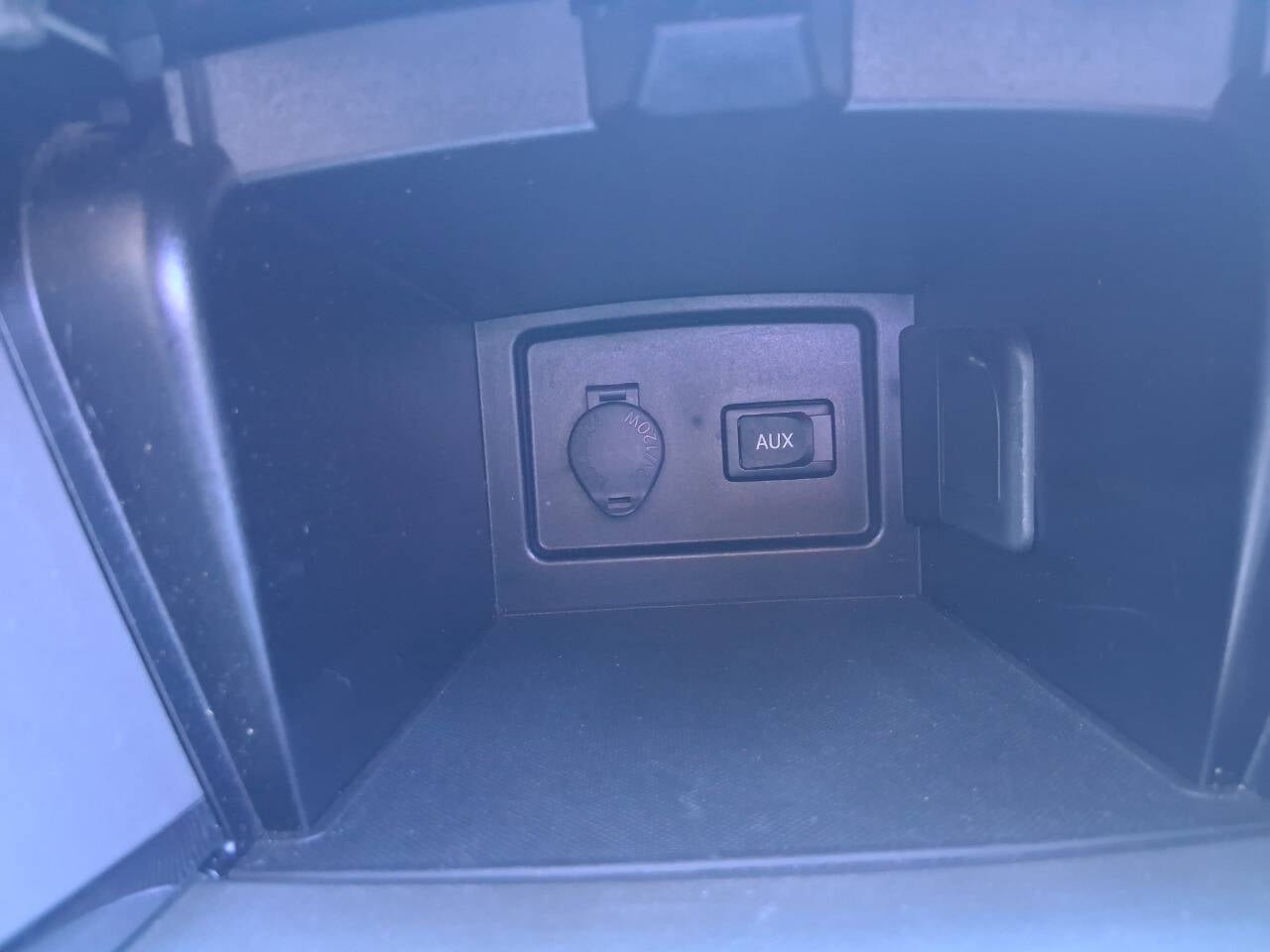 Used 2009 Toyota Camry LE FWD image 31