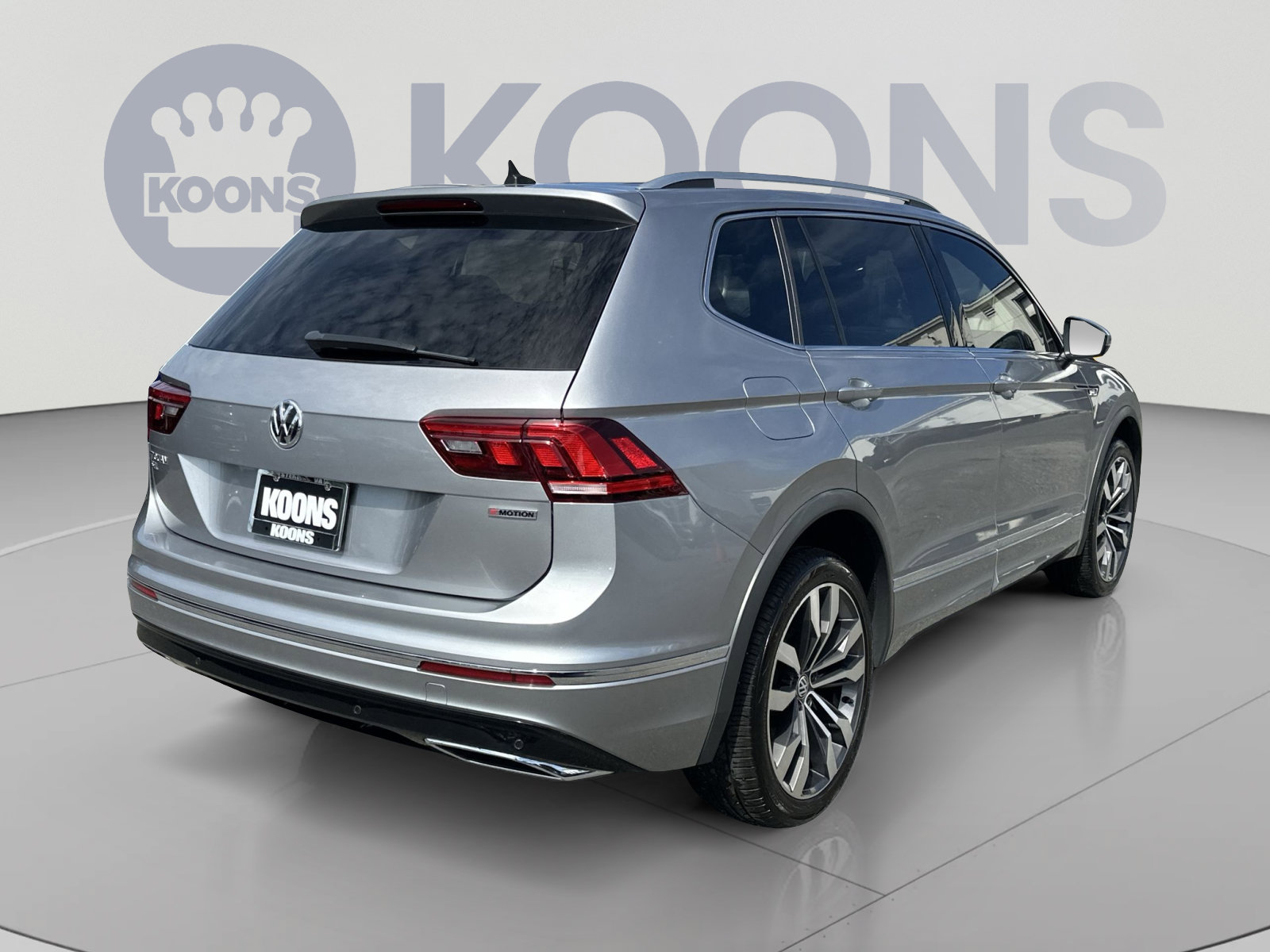 Used 2021 Volkswagen Tiguan SEL Premium R-Line AWD/4WD image 16