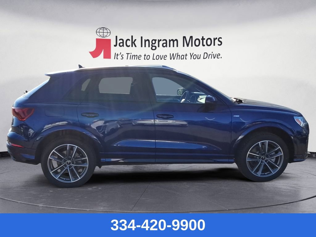 Used 2025 Audi Q3 2.0T Premium w/ Convenience Package image 6