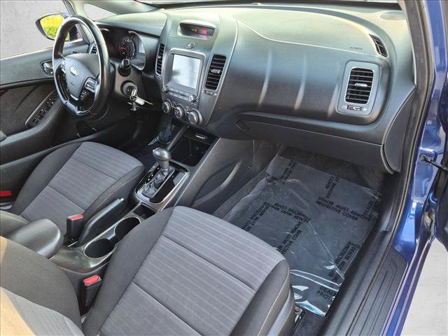 Used 2018 Kia Forte S FWD image 19