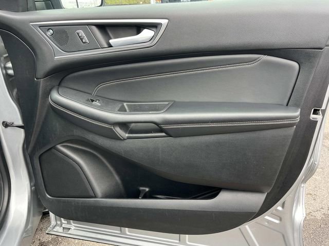 Certified 2024 Ford Edge Titanium AWD/4WD image 24
