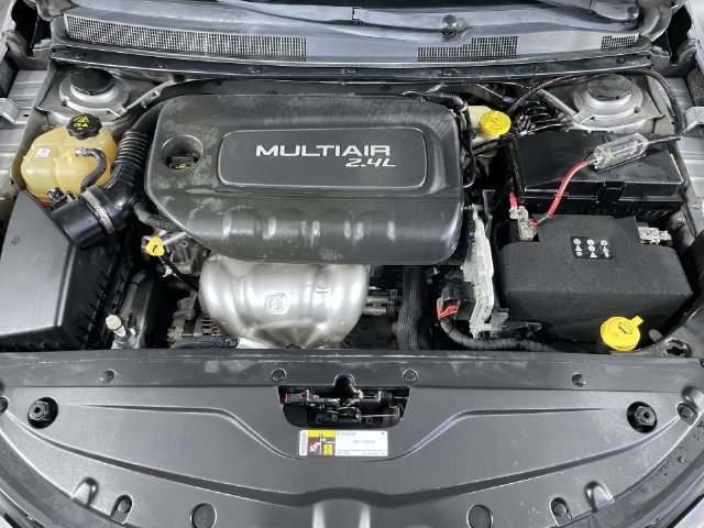 Used 2015 Chrysler 200 S w/ Comfort Group FWD image 45