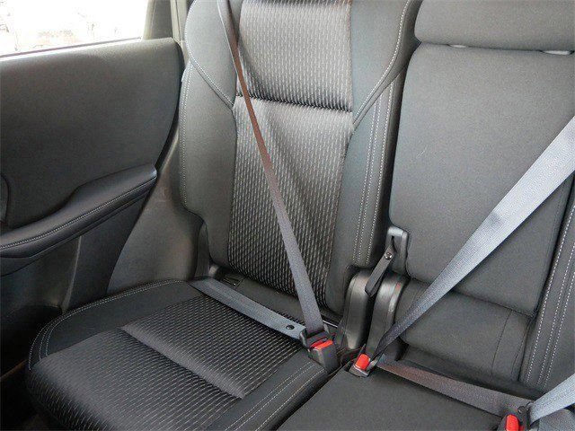Used 2025 Mitsubishi Outlander ES AWD/4WD image 13