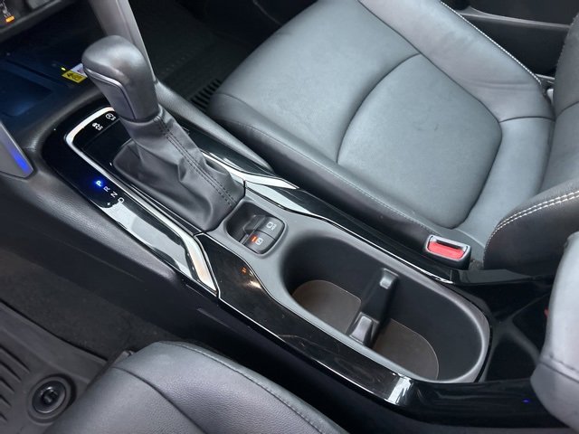 Used 2023 Toyota Corolla Cross XLE image 25
